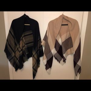 2 Blanket Scarves